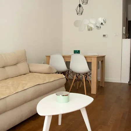 Apartment M *